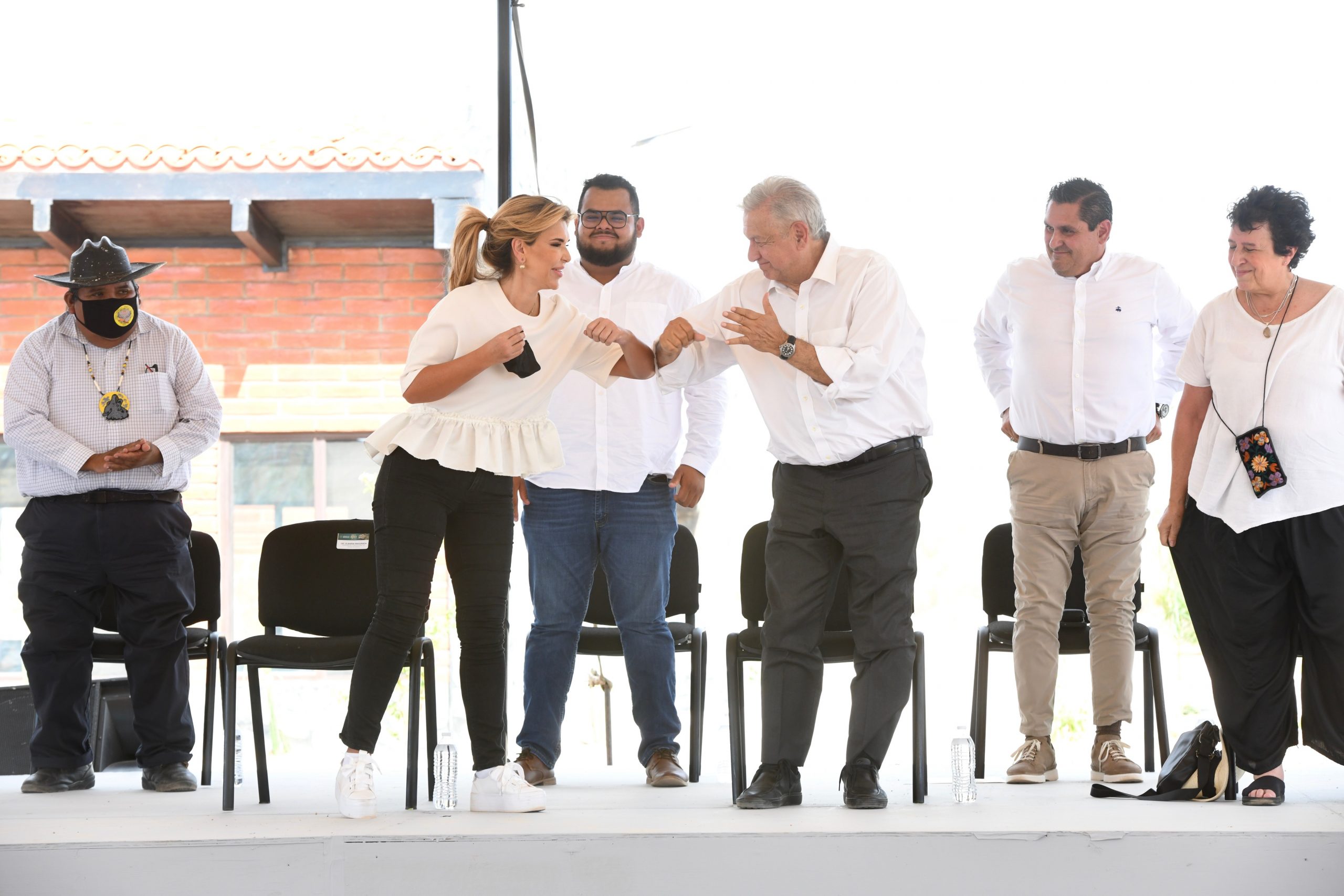 Refrenda presidente López Obrador compromisos con la Gobernadora Pavlovich