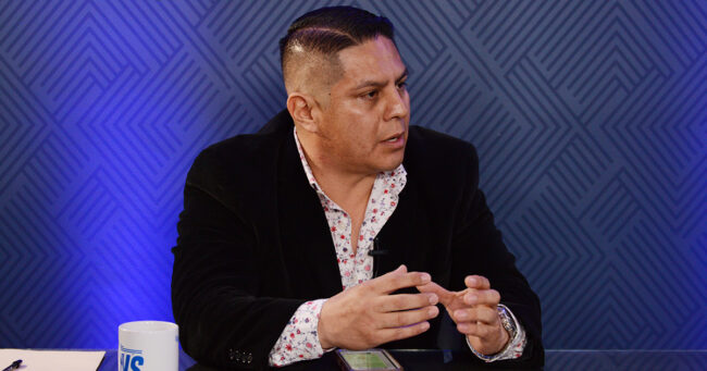 Ayudaremos a la gente a regularizar su “auto chocolate”: Pedro Cerón Ayudaremos a la gente a regularizar su “auto chocolate”: Pedro Cerón