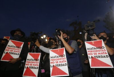 Periodismo en riesgo: la libertad de expresión amenazada Periodismo en riesgo: la libertad de expresión amenazada