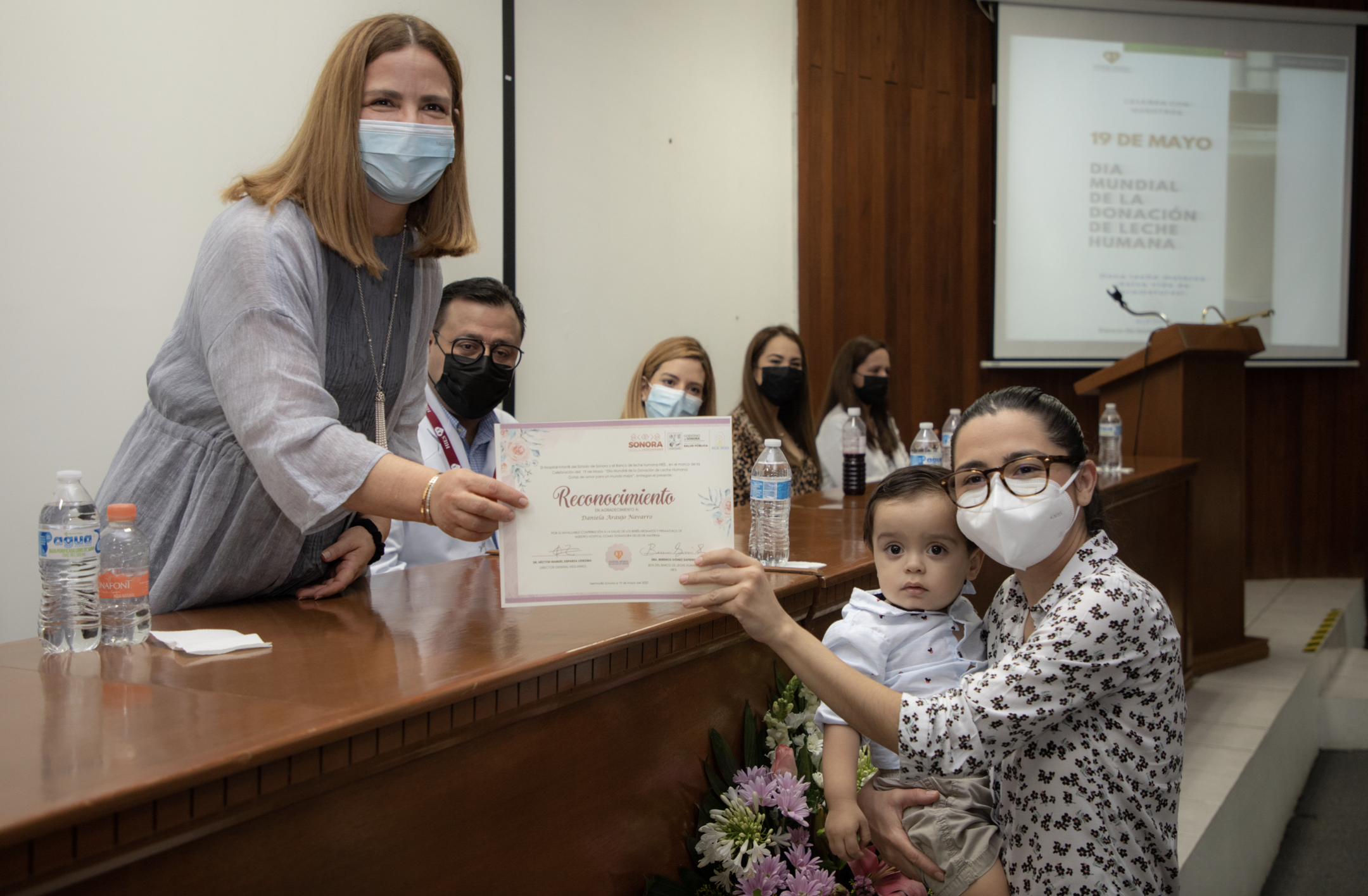 Salud Sonora Otorga Reconocimientos a Madres Donadoras de Leche Humana