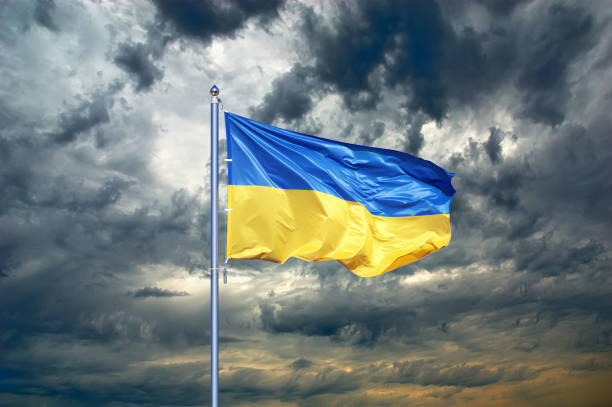 Pese al peligro de la guerra miles de ucranianos regresan a Donetsk.