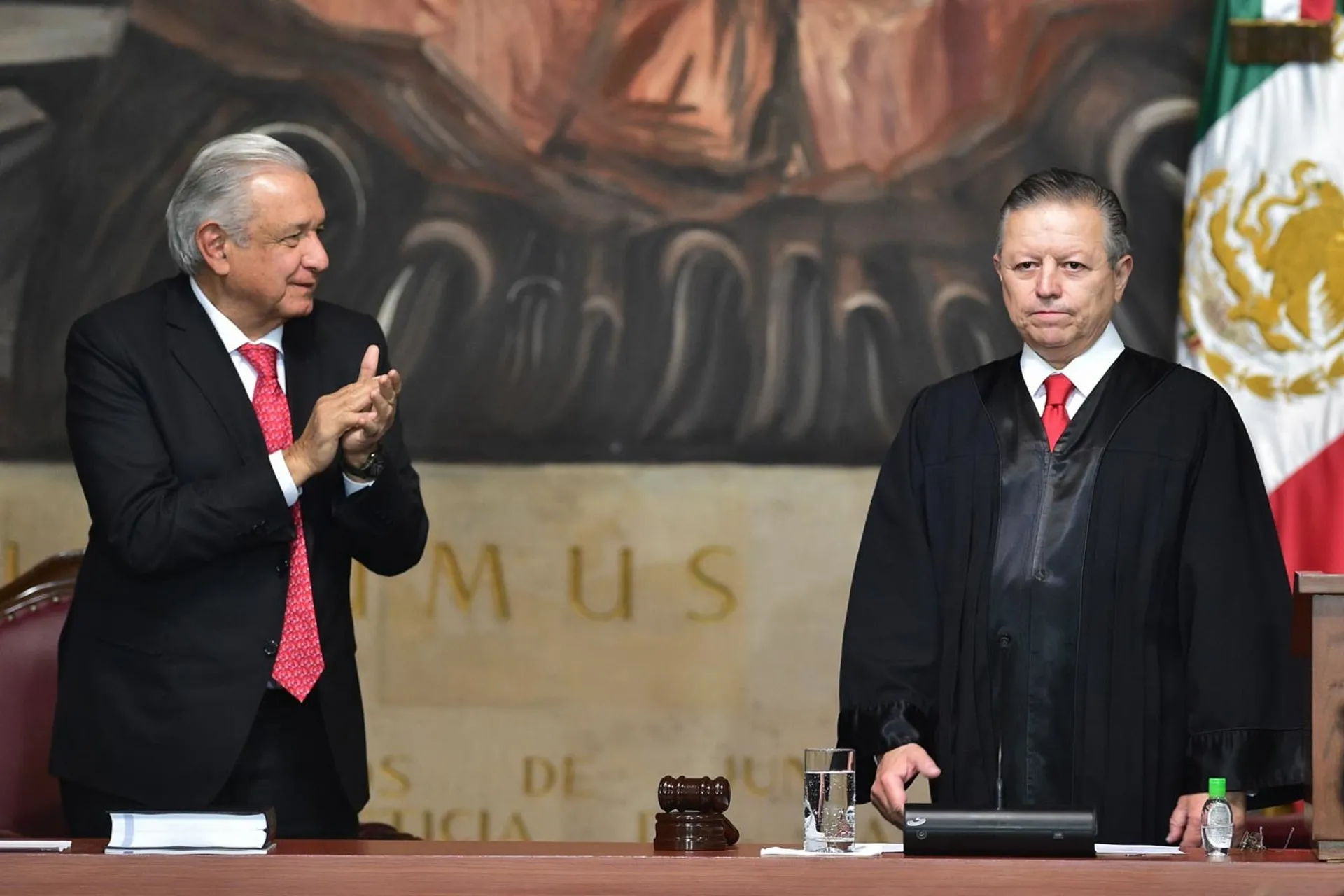 El dilema de López Obrador: ¿Apoyar o distanciarse de Arturo Zaldívar?