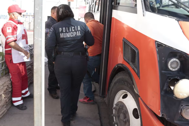 Familiares denuncian abandono de chofer detenido tras atropellamiento en Hermosillo