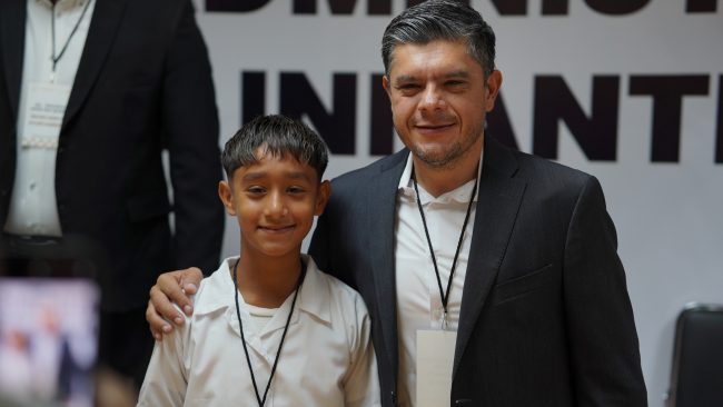 Alcalde ‘Beto’ Vázquez toma protesta al Cabildo Infantil 2025 y a Funcionarios Infantiles por un día Alcalde ‘Beto’ Vázquez toma protesta al Cabildo Infantil 2025 y a Funcionarios Infantiles por un día