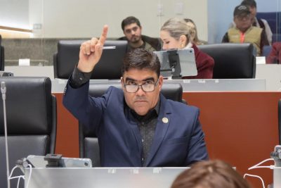 PILAR POLÍTICO | El salto de la rana: Judas Mendívil y la liturgia del transfuguismo