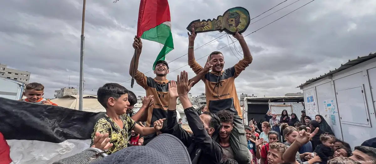 Israel y Hamás llegan a acuerdo de cese al fuego Israel y Hamás llegan a acuerdo de cese al fuego