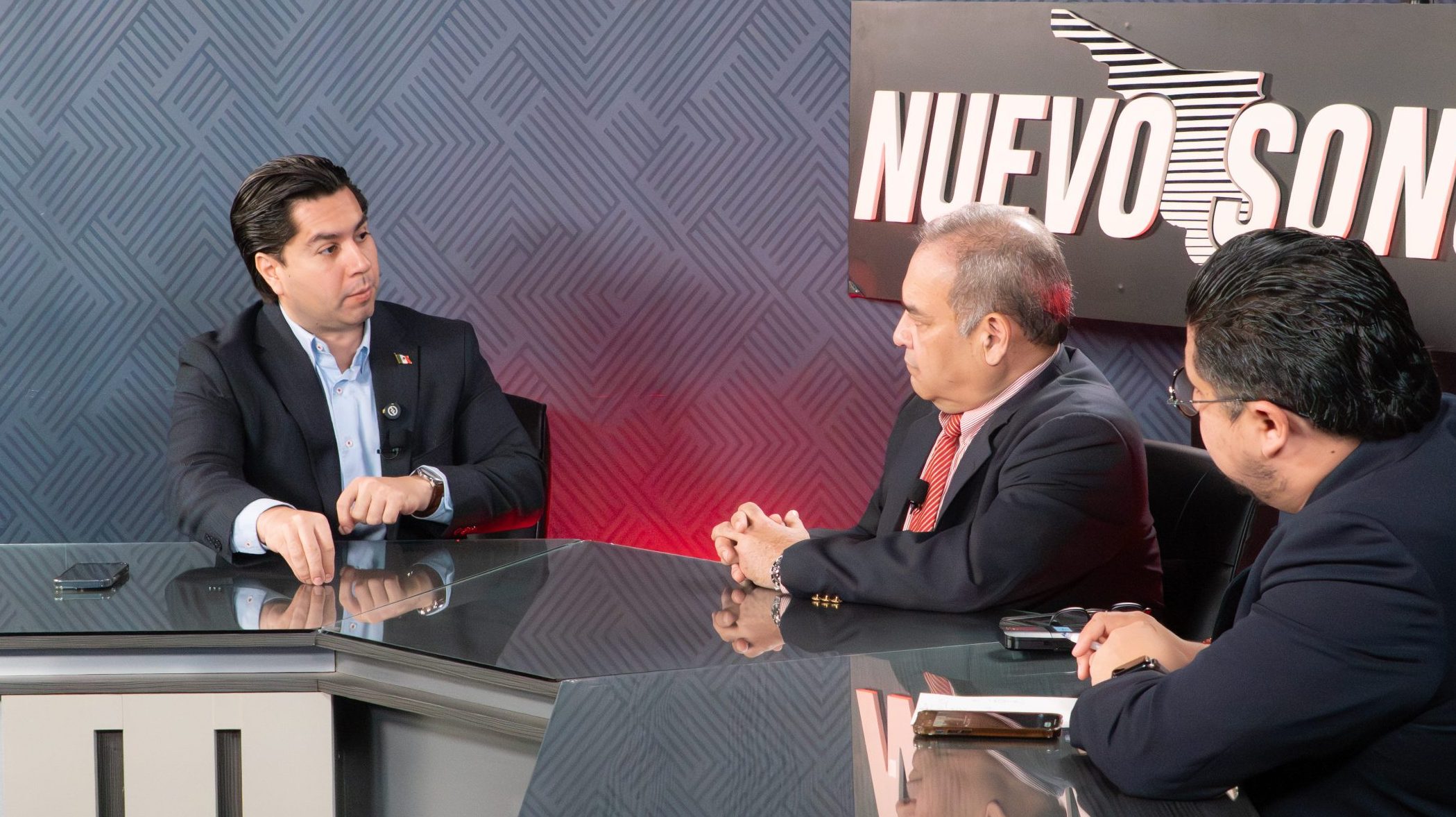 Emeterio Ochoa: “Ser oposición no es rendirse ni agachar la cabeza; es cumplirle a la gente.”