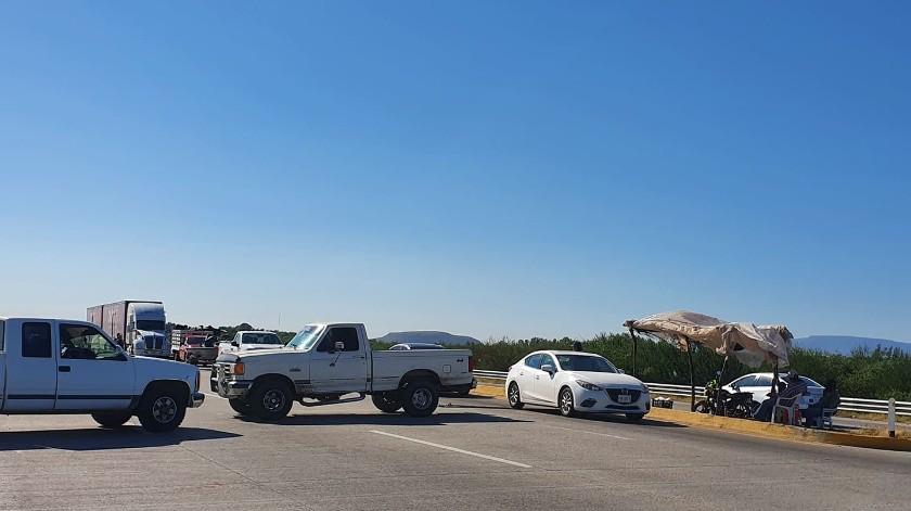 Vuelven a bloquear carretera integrantes de la tribu yaqui Vuelven a bloquear carretera integrantes de la tribu yaqui