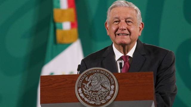 AMLO arremete contra FMI: “Son los culpables de la crisis económica mundial”