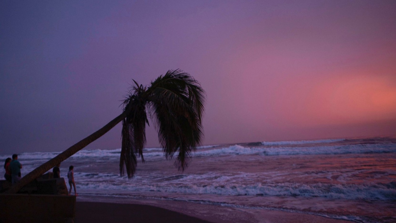 Huracán Rick toca tierra en las costas del pacifico Huracán Rick toca tierra en las costas del pacifico
