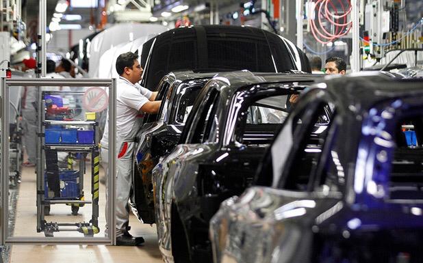 México podría recurrir a panel de expertos para resolver disputa automotriz por T-MEC