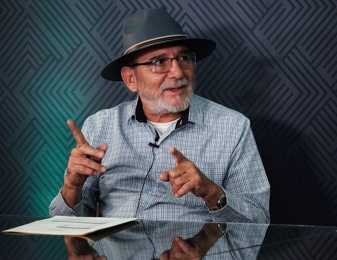 Entrevista con el nuevo rector de UES Dr. Armando Moreno Soto