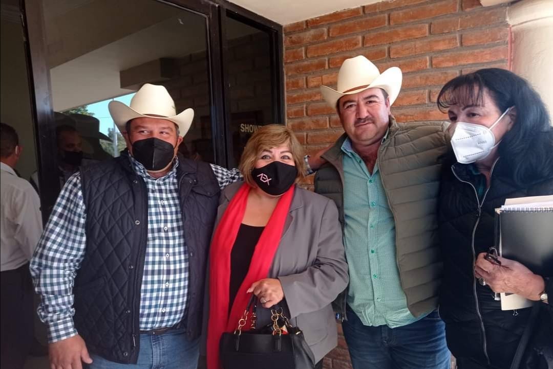 Diputada Vázquez Romero asiste a reunión de planeación Diputada Vázquez Romero asiste a reunión de planeación