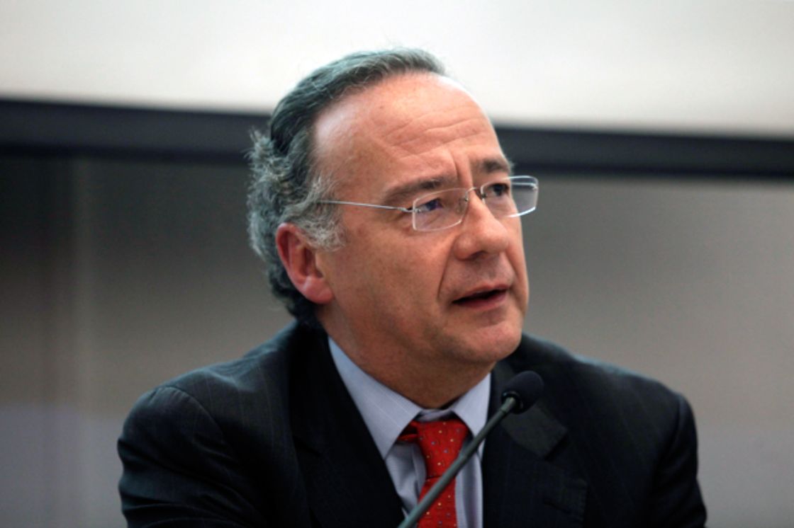 Citi Group pone a la venta Banamex