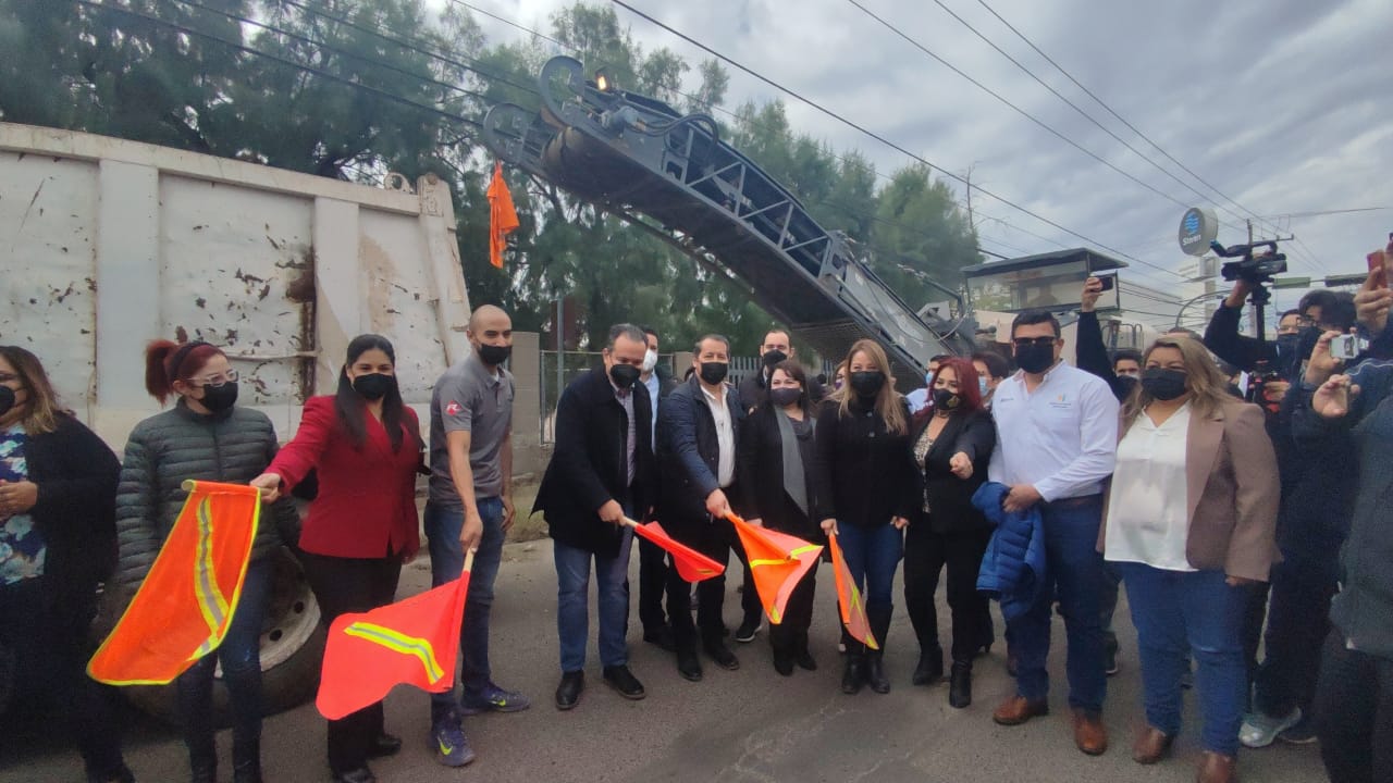 Banderazo de Inicio al Recarpeteo de Vialidad Veracruz