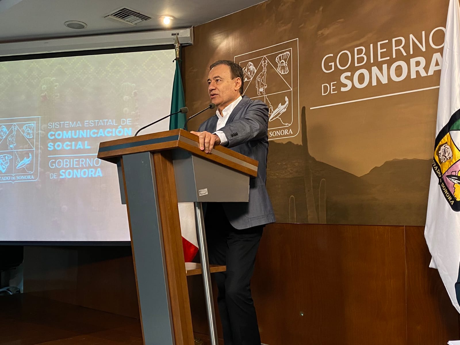 “Nos interesa la creación y crecimiento del turismo en la zona” Alfonso Durazo “Nos interesa la creación y crecimiento del turismo en la zona” Alfonso Durazo