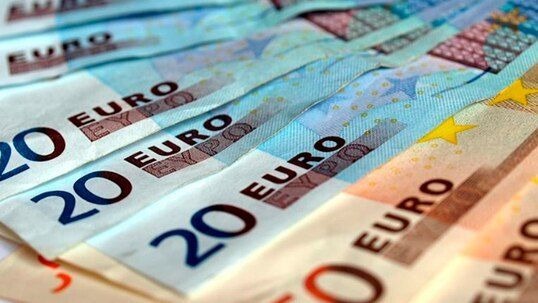 El euro llega a su nivel más bajo en 20 años frente al dólar: qué consecuencias tiene la histórica paridad de las monedas El euro llega a su nivel más bajo en 20 años frente al dólar: qué consecuencias tiene la histórica paridad de las monedas