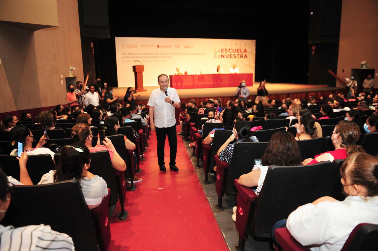 Como nunca en la historia apoyamos a las escuelas en Sonora: gobernador Alfonso Durazo Como nunca en la historia apoyamos a las escuelas en Sonora: gobernador Alfonso Durazo