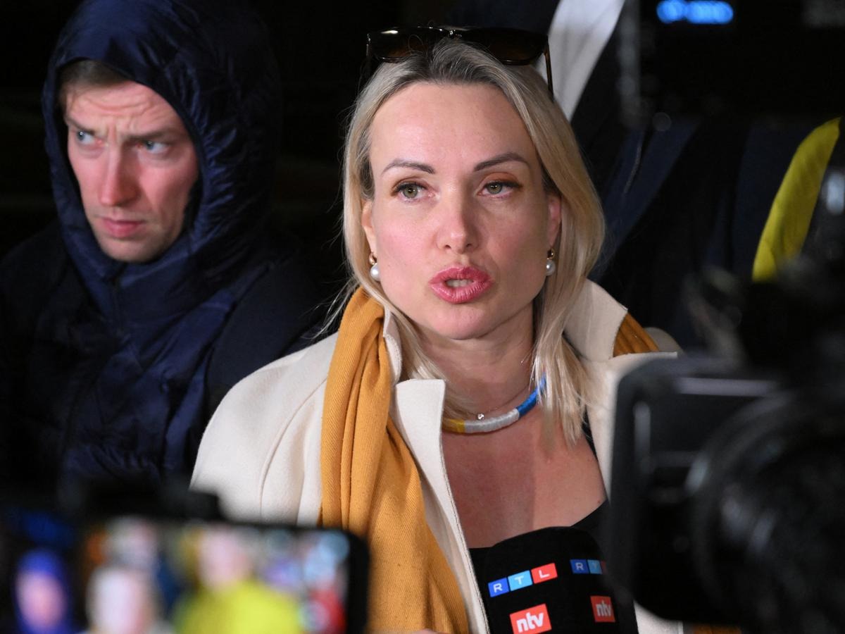Marina Ovsyánnikova: La periodista que denunció la invasión rusa en Ucrania