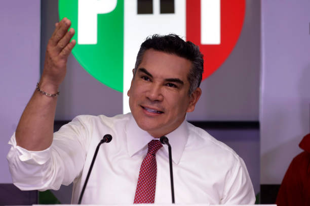 “Alito” Moreno insiste en el tema sobre la Guardia Nacional “Alito” Moreno insiste en el tema sobre la Guardia Nacional