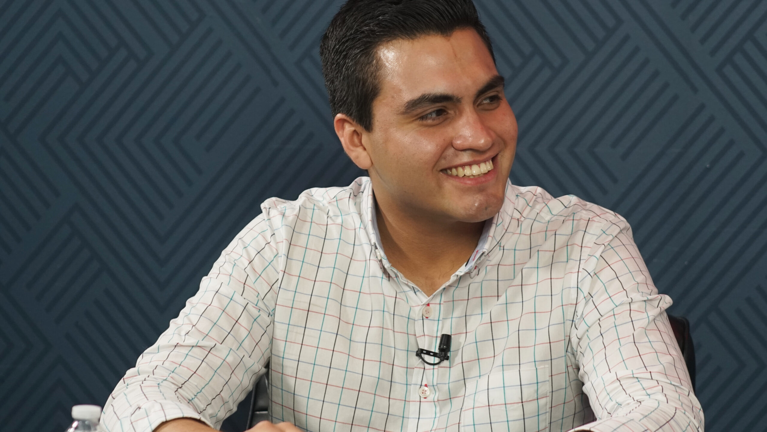 Tenemos la camiseta bien puesta para sumar al proyecto de López Obrador en cada rincón de Sonora: Rigoberto Noriega Tenemos la camiseta bien puesta para sumar al proyecto de López Obrador en cada rincón de Sonora: Rigoberto Noriega