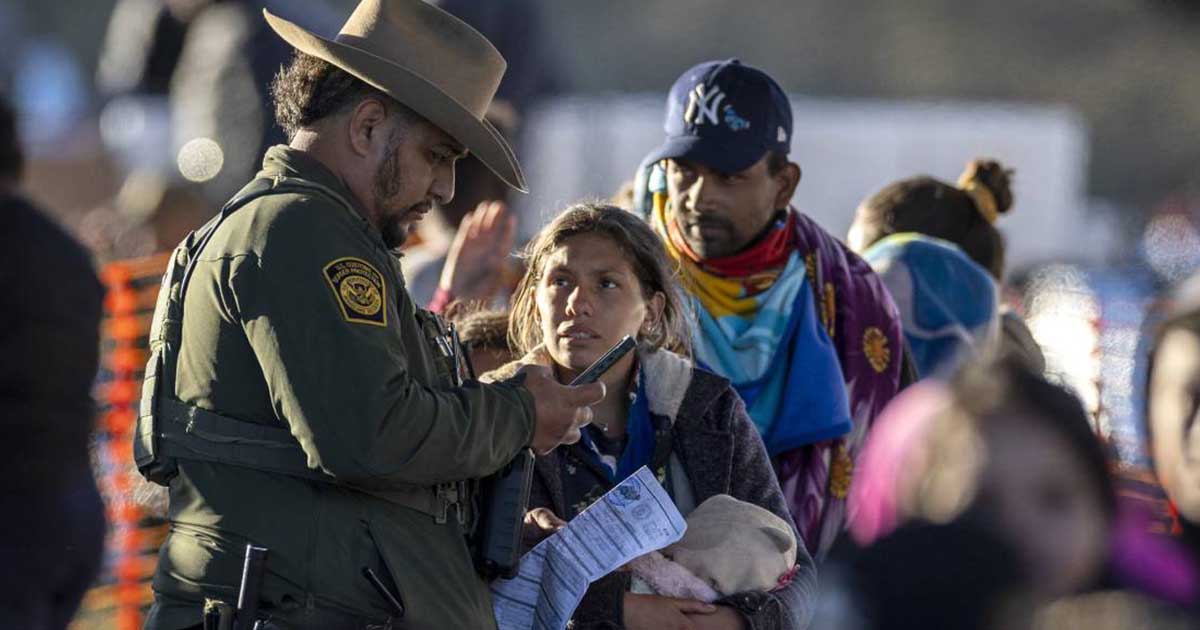 Ley SB4: La Encrucijada de Texas en la Inmigración y la Seguridad Fronteriza | Editorial 1205