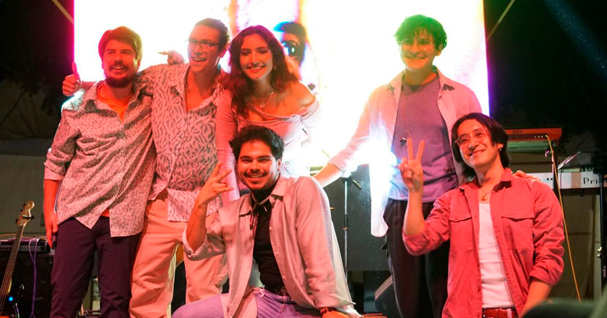 QUDOS enciende fuego en el escenario de las Fiestas del Pitic 2024.