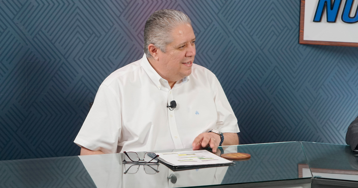 Los uniformes escolares gratuitos benefician la economía familiar  y dignifican a los estudiantes | Rodrigo Flores Hurtado