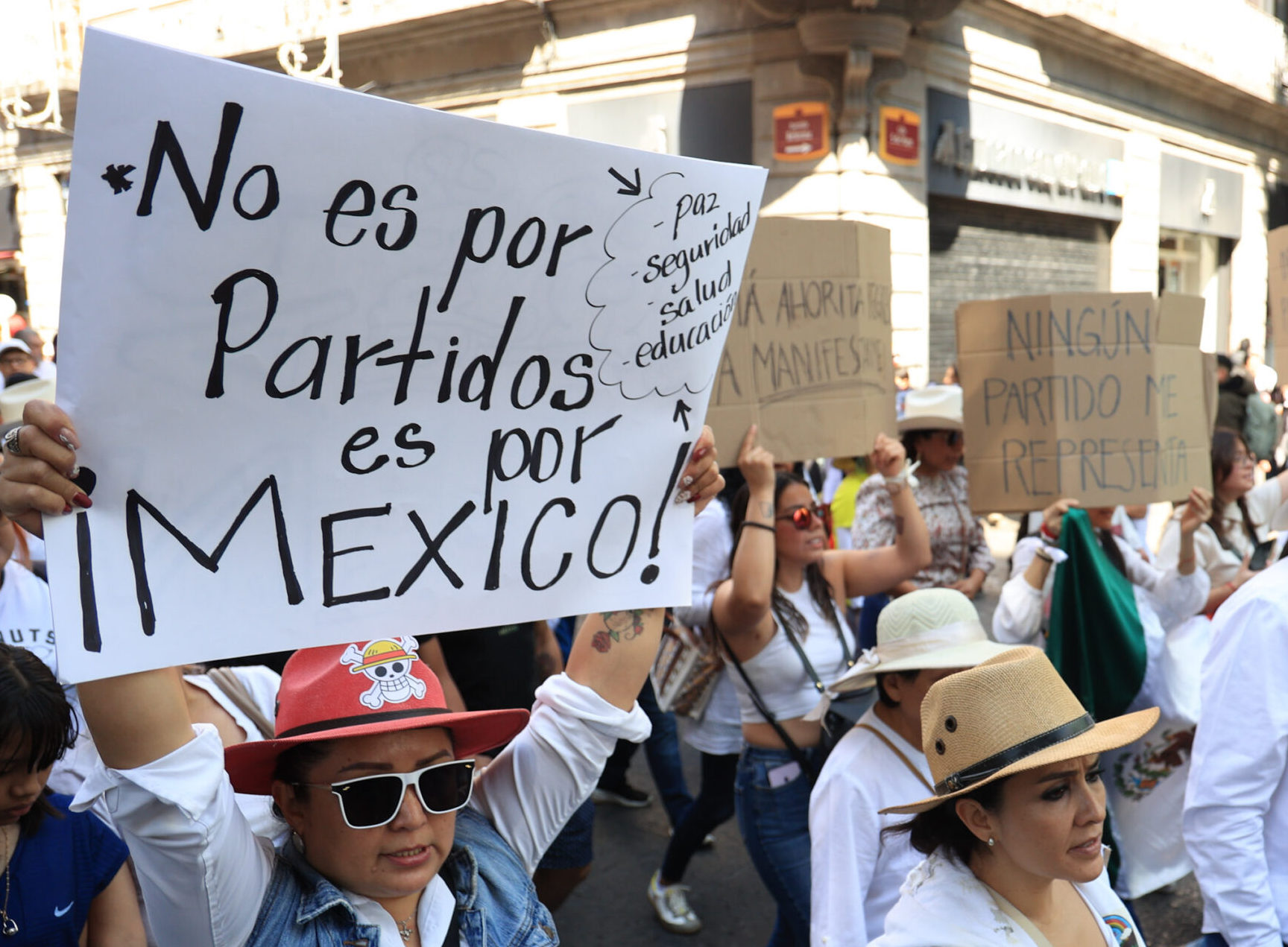 EDITORIAL | Generación Z: hacer política sin partidos en un país que los ignora