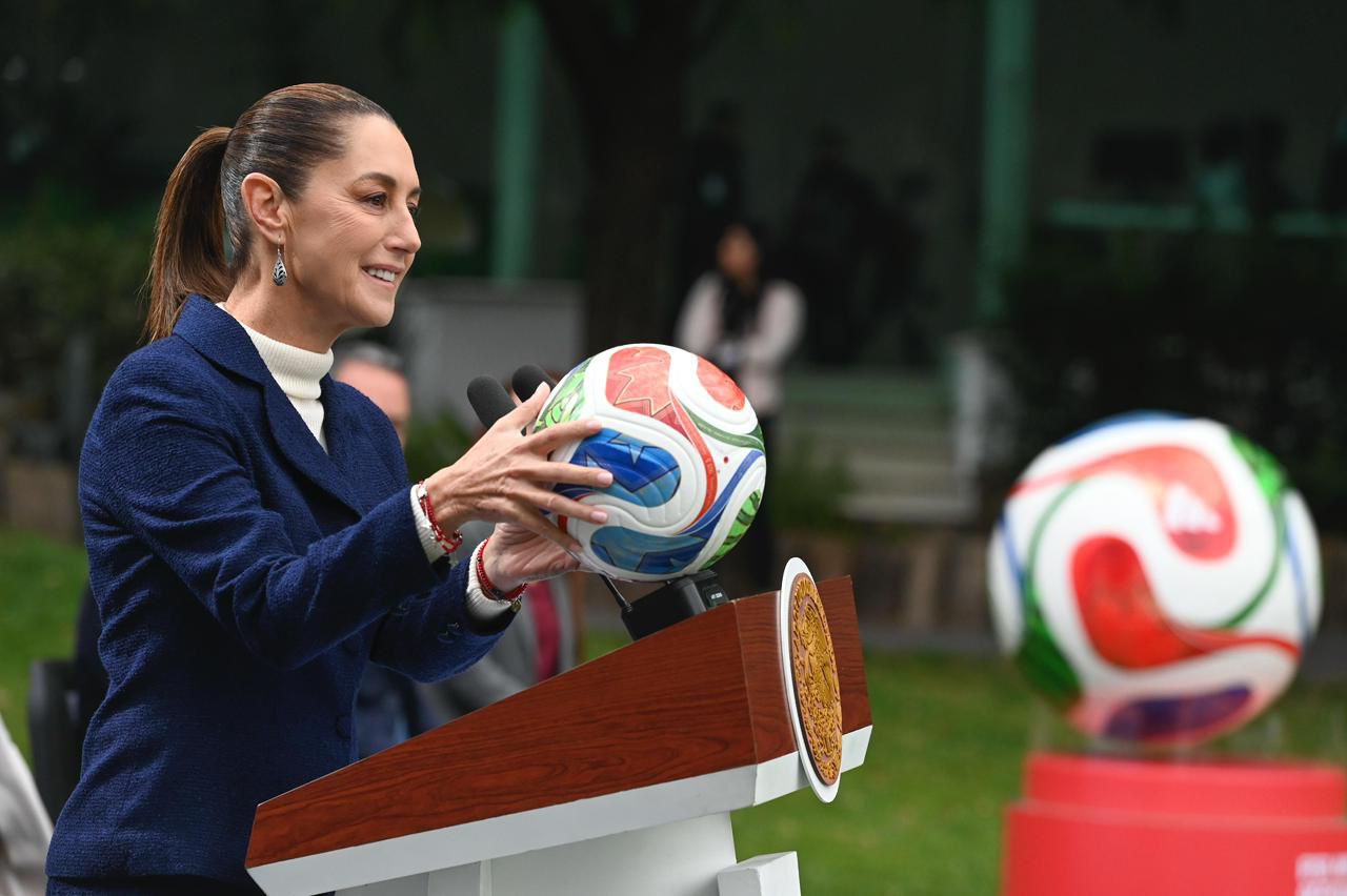 Presidenta Claudia Sheinbaum presenta la Copa Mundial FIFA 2026; “Es momento para compartirle al mundo lo que es México y el momento histórico que vive”