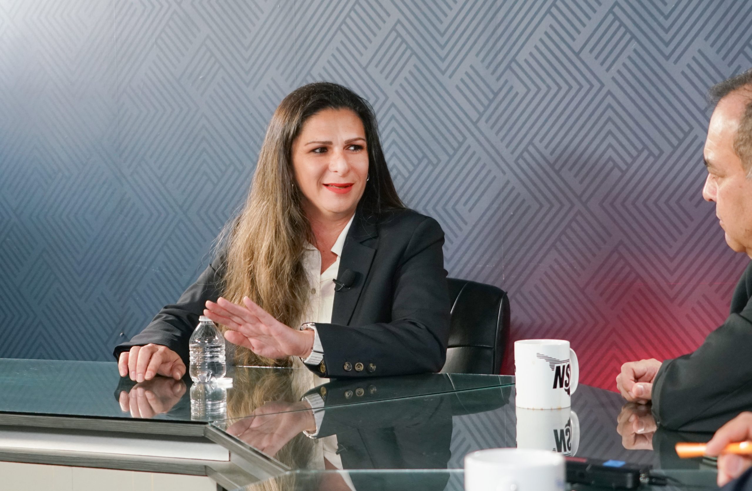 “Tengo condiciones para competir por la candidatura de Morena a la gubernatura en 2027”: Ana Guevara “Tengo condiciones para competir por la candidatura de Morena a la gubernatura en 2027”: Ana Guevara