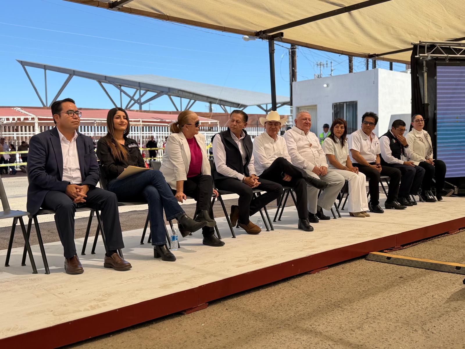 LO PIENSO, LO ESCRIBO | Aduana, fotos y la pasarela adelantada rumbo al 2027