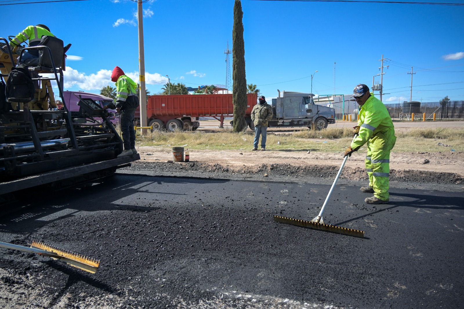 Concluye el gobierno municipal de Agua Prieta la pavimentación del Bulevar Los Álamos