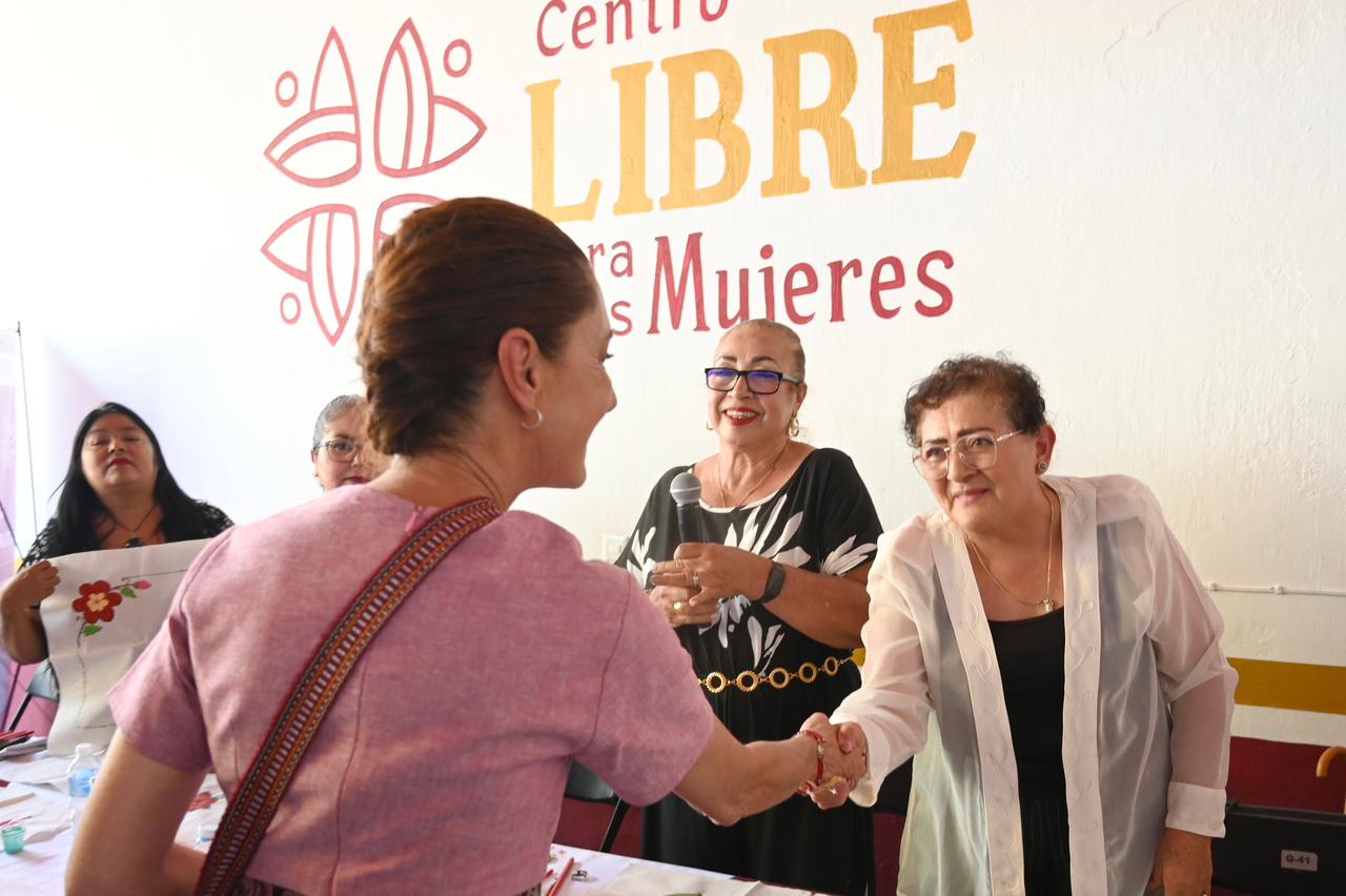“En México gobierna el pueblo, pero también gobernamos las mujeres”: Presidenta Claudia Sheinbaum inaugura Centro LIBRE en Ixtlán del Río, Nayarit