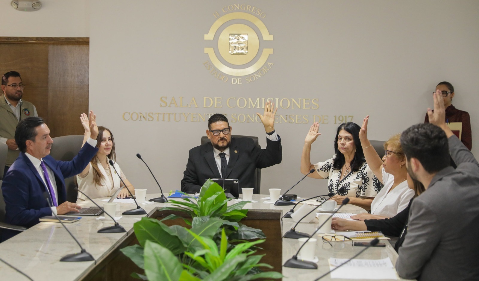 Avanzan dictámenes en comisiones del Congreso de Sonora
