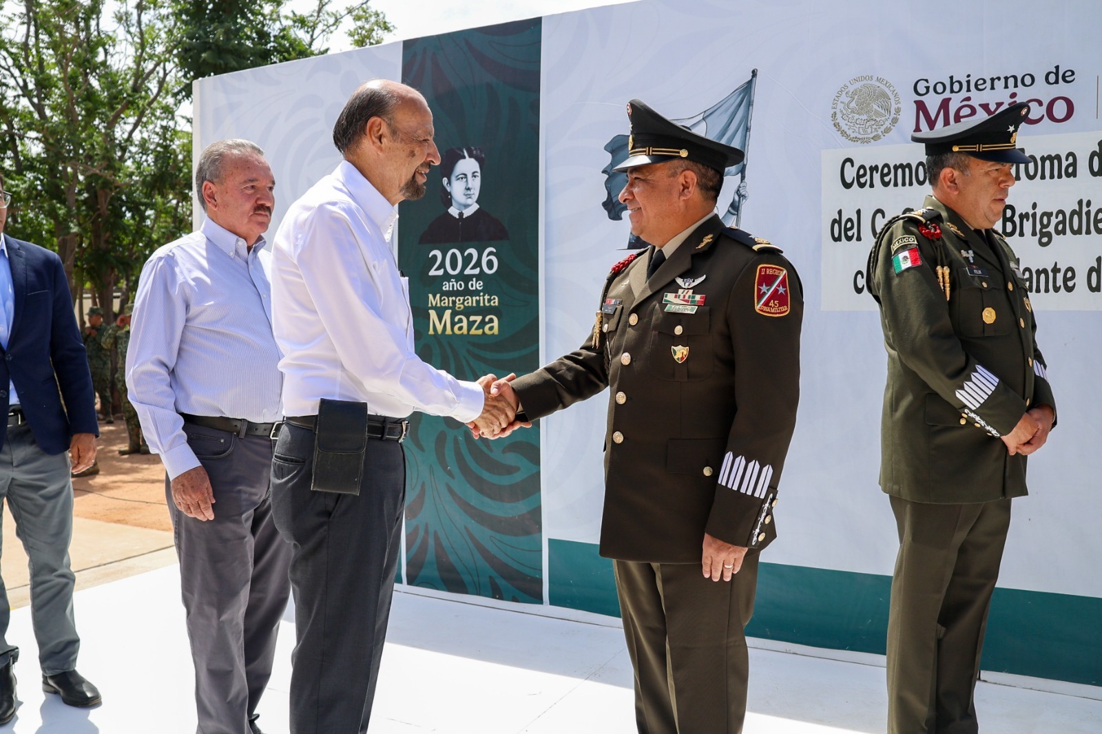 Toma de posesión de cargo y protesta de bandera del nuevo comandante de la Guarnición Militar de Agua Prieta Toma de posesión de cargo y protesta de bandera del nuevo comandante de la Guarnición Militar de Agua Prieta