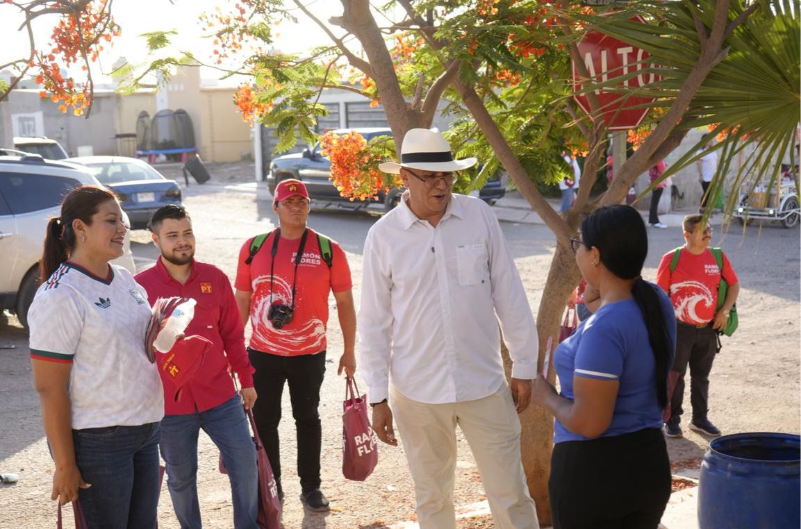 Ramón Flores fortalece el contacto ciudadano con recorridos en Guaymas