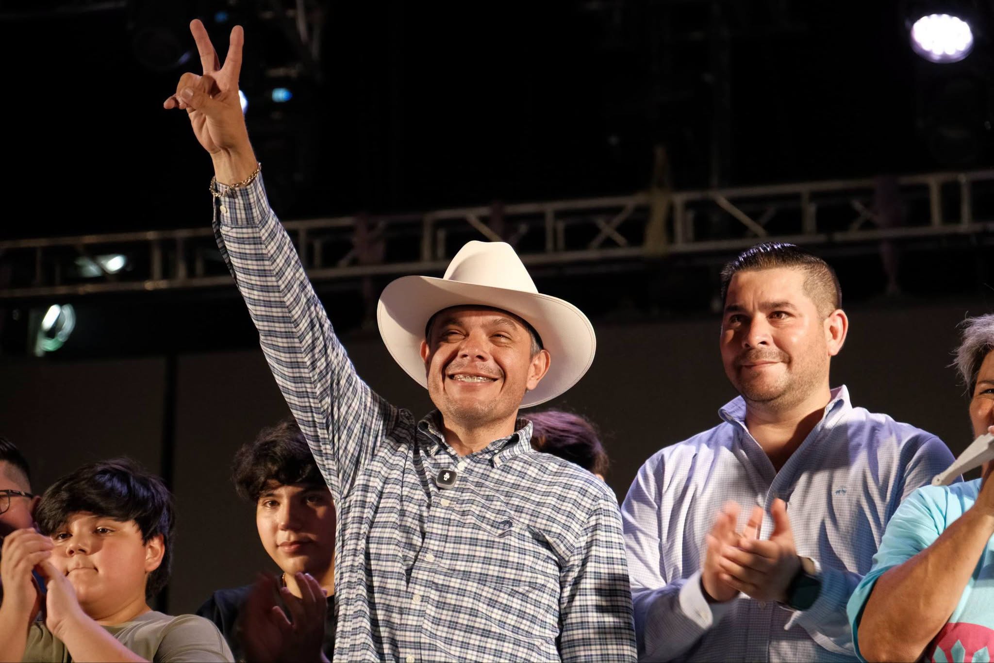 PILAR POLÍTICO | Beto Vázquez apuesta por una nueva tradición