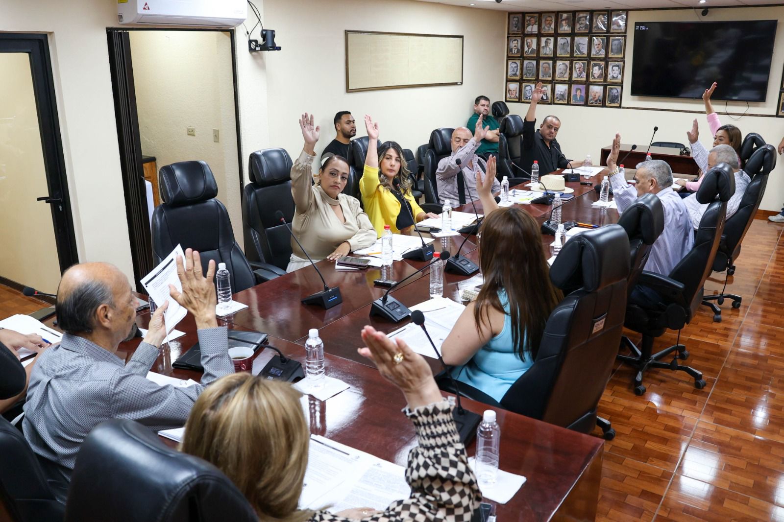 Aprueba Cabildo reglamentos para fortalecer la participación ciudadana y el orden en eventos públicos