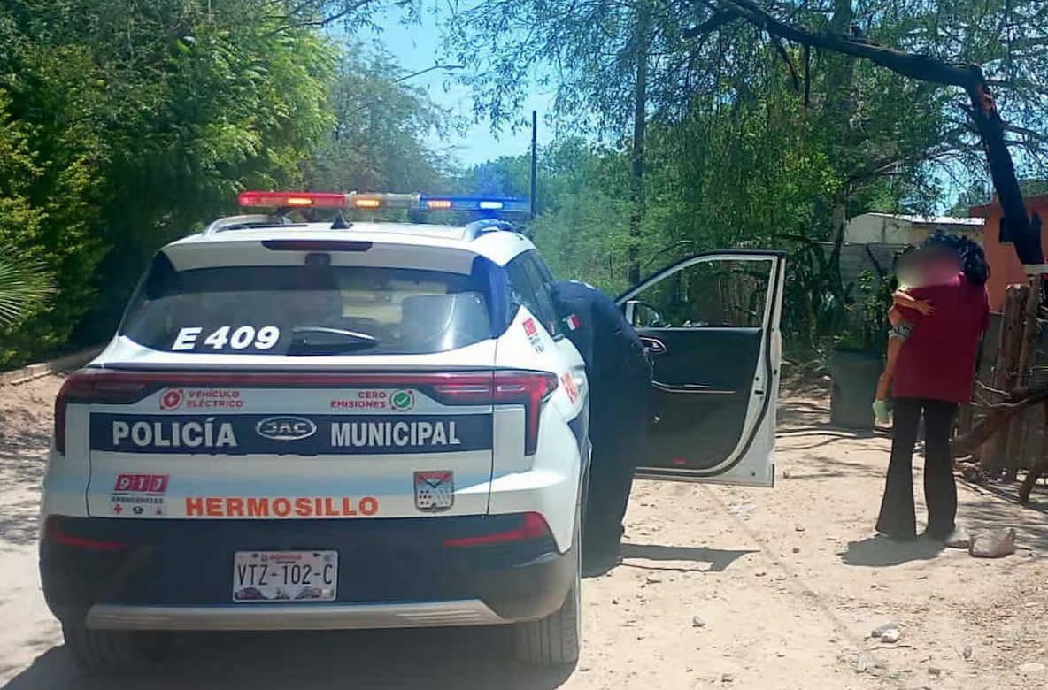 Policías auxilian a niña de 2 años intoxicada por clonazepam en San Pedro El Saucito Policías auxilian a niña de 2 años intoxicada por clonazepam en San Pedro El Saucito