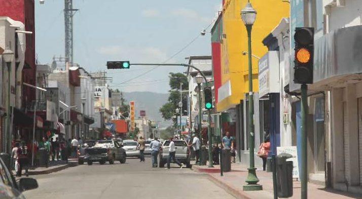 Ocho fallas en transformadores dejan apagones de varias horas en el Centro de Hermosillo durante la temporada de calo