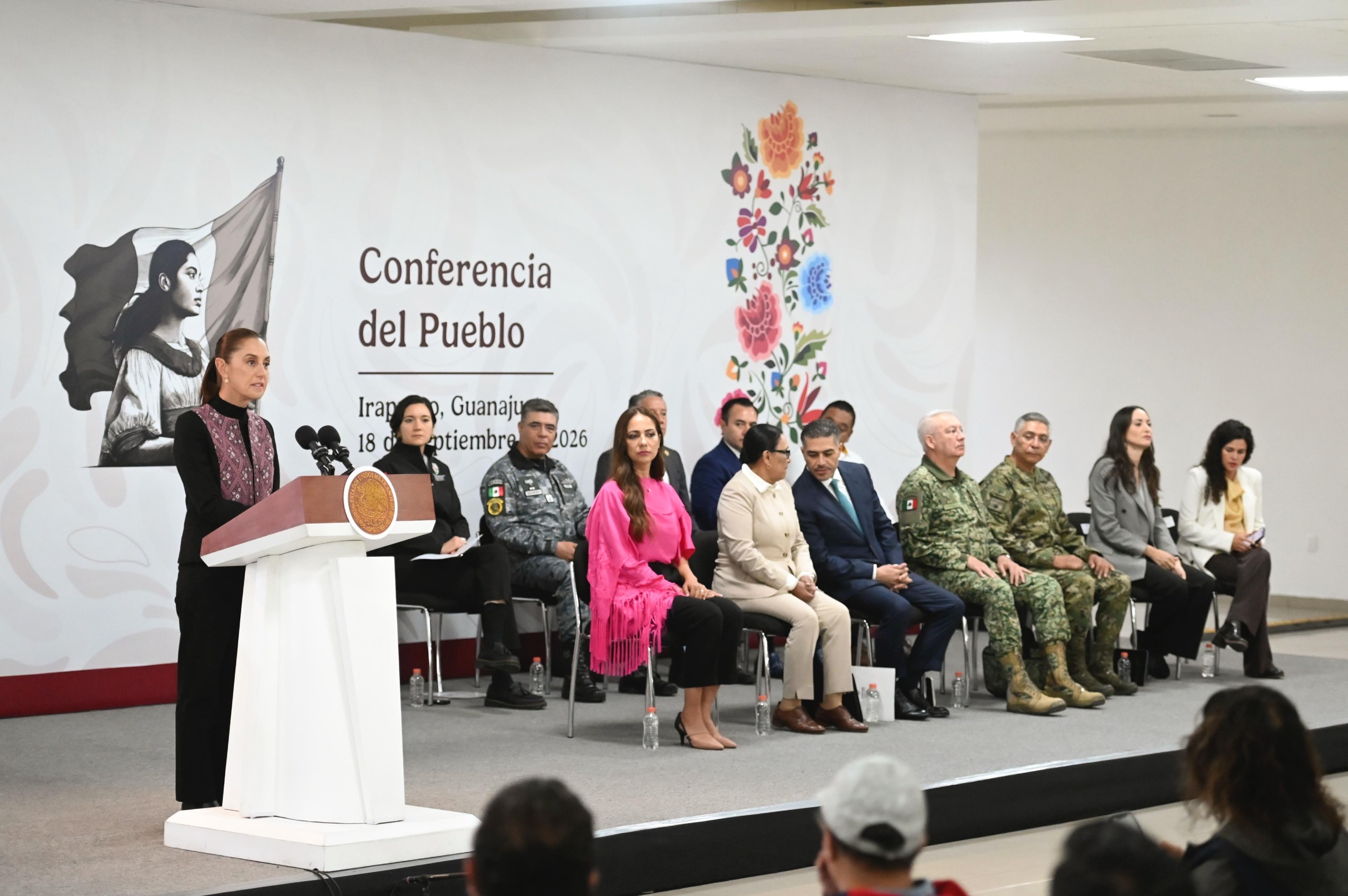 La excelente coordinación ha logrado reducir 75% los homicidios dolosos en Guanajuato: Presidenta Claudia Sheinbaum La excelente coordinación ha logrado reducir 75% los homicidios dolosos en Guanajuato: Presidenta Claudia Sheinbaum