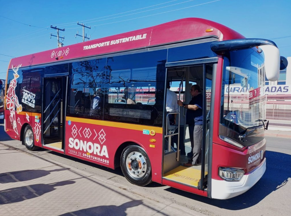 Alfonso Durazo anuncia línea exprés en Hermosillo con 20 camiones eléctricos Alfonso Durazo anuncia línea exprés en Hermosillo con 20 camiones eléctricos