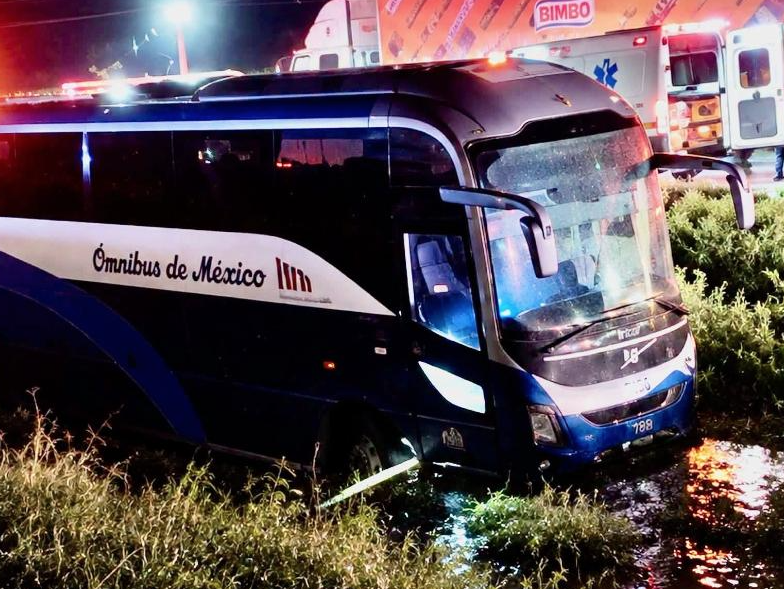 Autobús deja 13 lesionados en accidente en carretera México 15, al sur de Sonora Autobús deja 13 lesionados en accidente en carretera México 15, al sur de Sonora