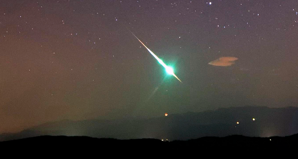 Meteorito de un metro sorprende al oeste de Sonora; su paso generó brillo y fuerte estruendo