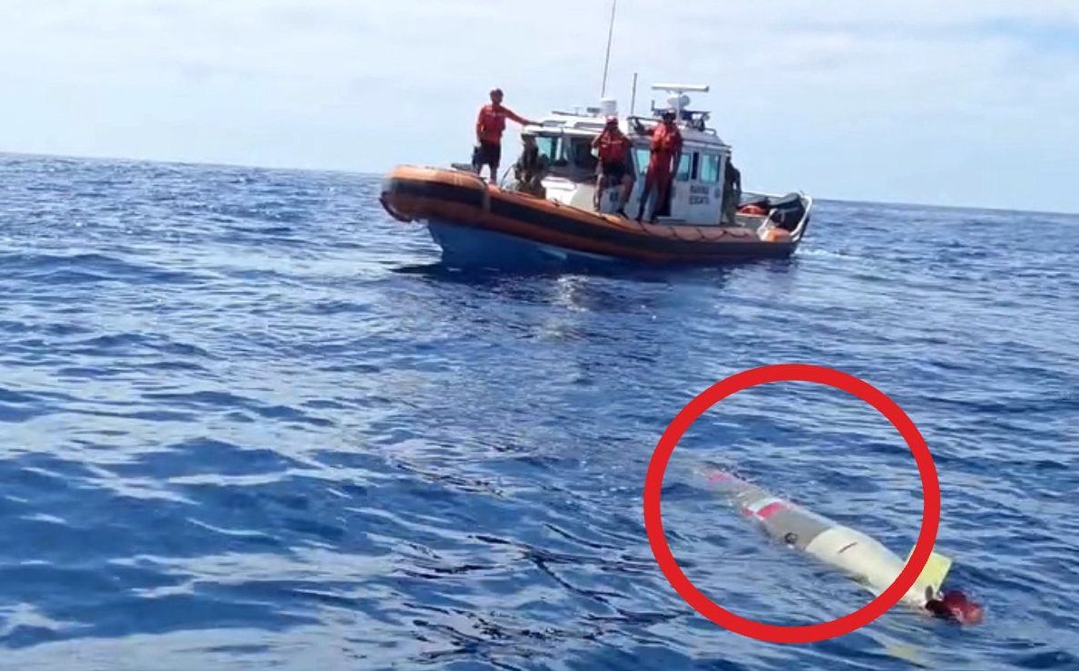 Marina recupera torpedo de prácticas hallado a la deriva frente a Ensenada
