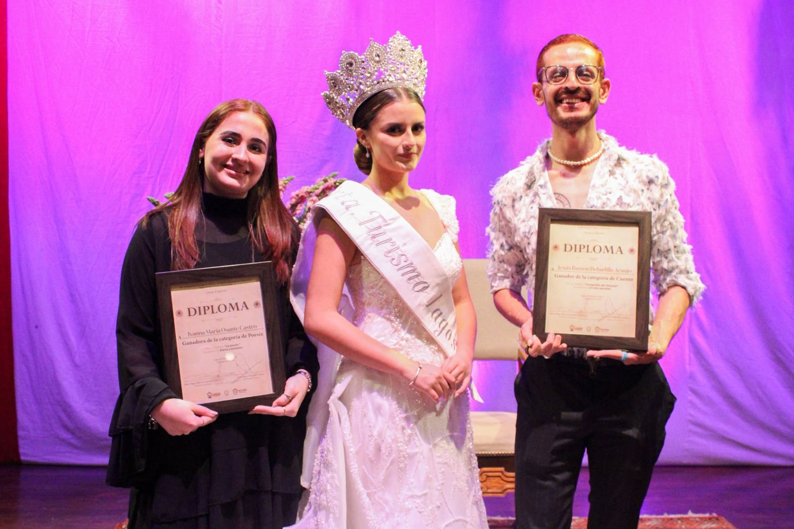Celebra Gobierno de Sonora triunfo de poeta sonorense en certamen nacional Celebra Gobierno de Sonora triunfo de poeta sonorense en certamen nacional