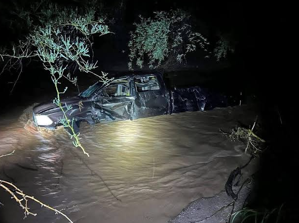 Muere familia hermosillense tras ser arrastrada por la corriente en Ensenada